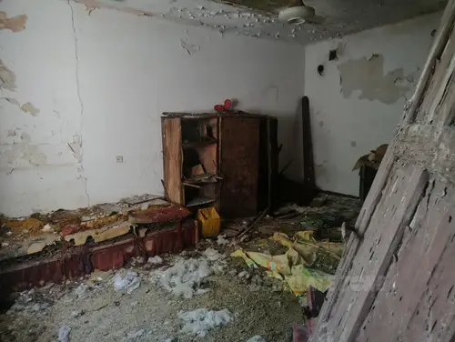Opuszczony dom - zdjęcie 3/3