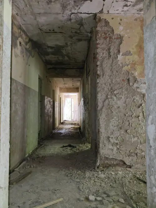 Opuszczone Budynki Rydzynki - zdjęcie 14/40