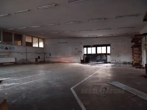 Hale targowe i biurowiec - zdjęcie 17/23