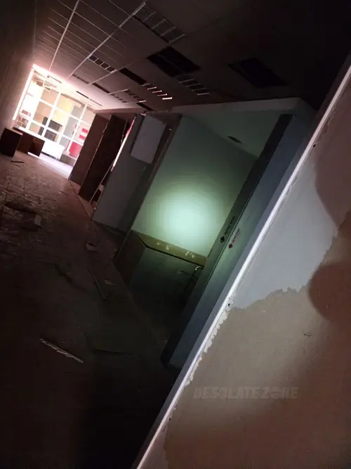 Opuszczony budynek wielofunkcyjny, Łódź - photo 3/19