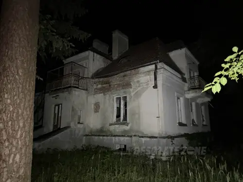Opuszczony szpital, Konstancin-Jeziorna - photo 2/23