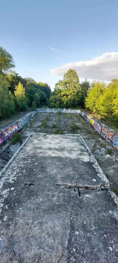 Opuszczony basen, Lubań - photo 1/2