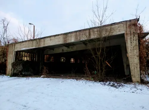 Opuszczone garaże Olsztyn - photo 1/11