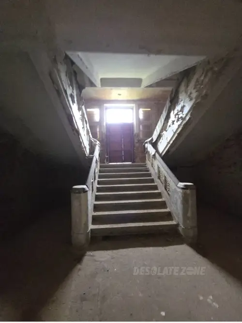 Opuszczony szpital - zdjęcie 3/12