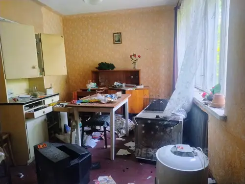 Opuszczony dom - zdjęcie 19/37