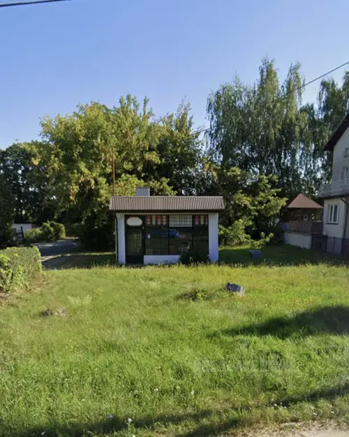 Mały sklepik - zdjęcie 1/3