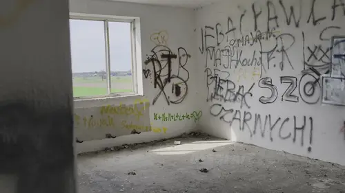 Opuszczony niedokończony dom