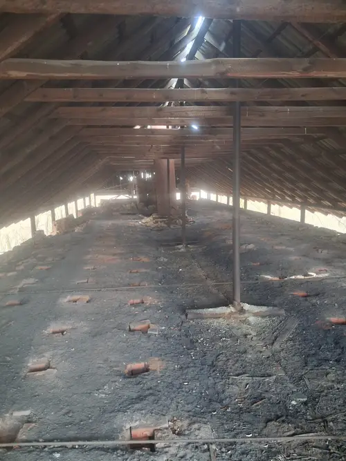 Opuszczona Cegielnia na Motyczu Szlacheckim - zdjęcie 4/5