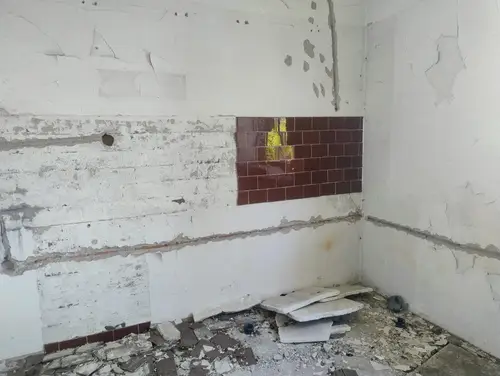 Opuszczone gospodarstwo - zdjęcie 10/14