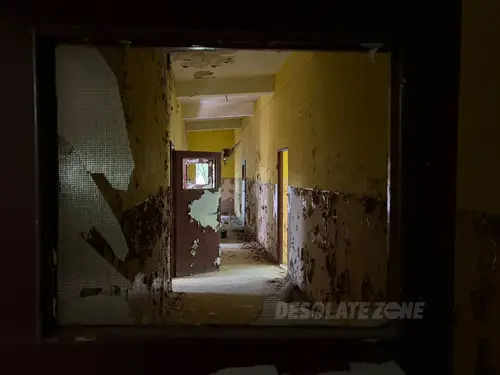 Opuszczony ośrodek "Villa Rosa" - zdjęcie 10/40