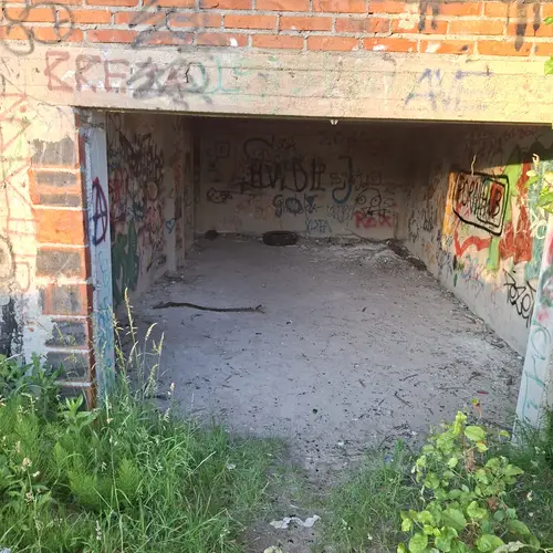 Nie dokończony dom z warsztatem i piwnicą - zdjęcie 3/5