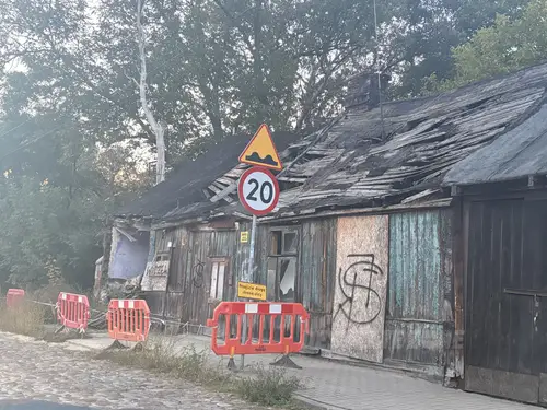 Opuszczona pabianicka rudera - zdjęcie 3/3