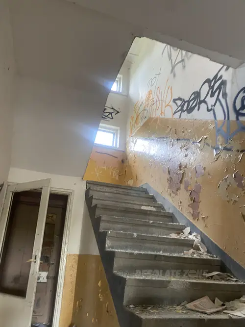 Opuszczone przedsiębiorstwo robót drogowo mostowych - zdjęcie 1/9