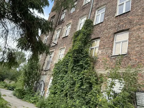 Opuszczona kamienica - photo 2/4