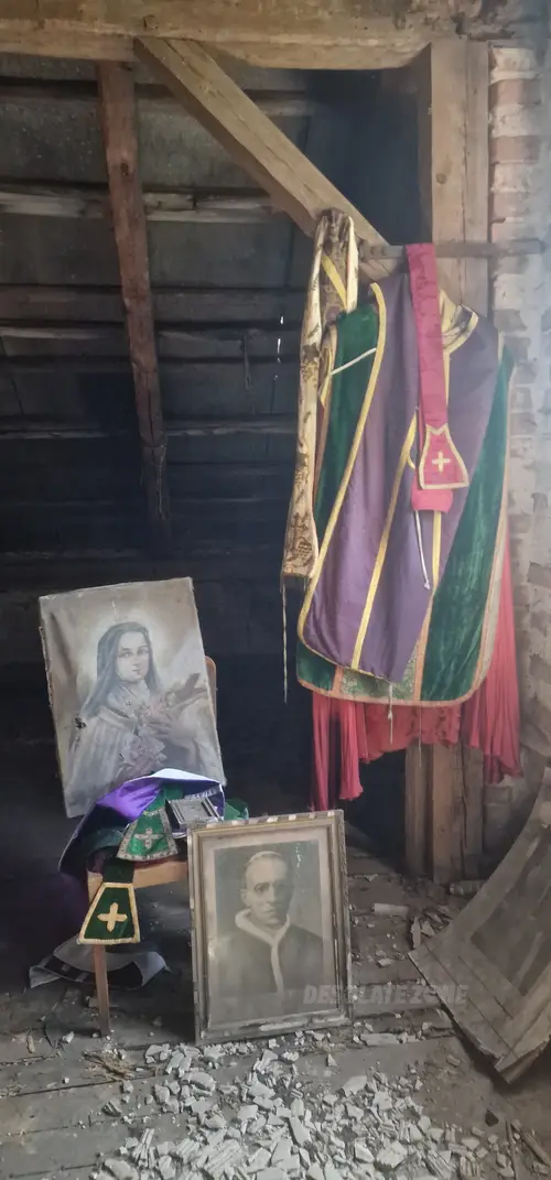 Zabytkowa Opuszczona Plebania z 1890 roku. - zdjęcie 3/22