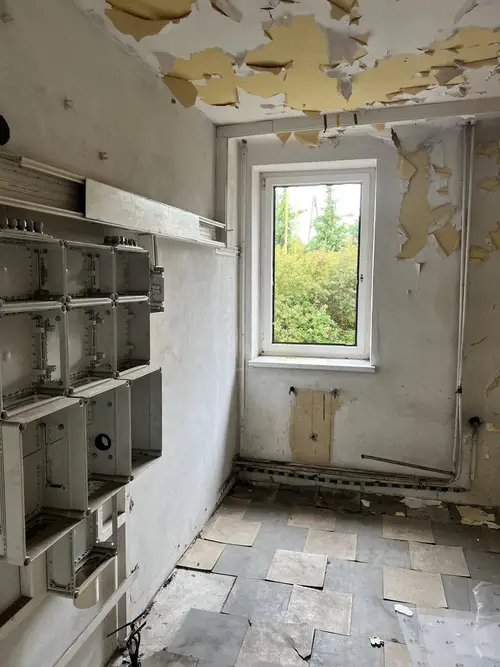 Pustostan po dawnej firmie budowlanej FachBud - zdjęcie 31/50