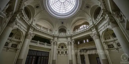 Pałac MTV - zdjęcie 1/1