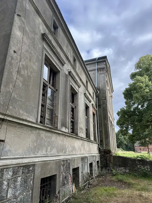 Opuszczony pałac w Kępicy, Kępica - photo 7/15