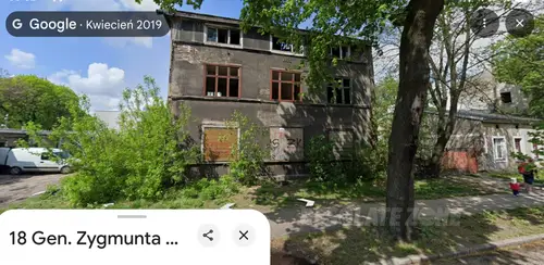 Bardzo stara kamienica - zdjęcie 2/5
