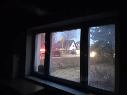 Opuszczony domek w dywitach - zdjęcie 10/21