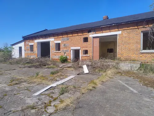Opuszczone gospodarstwo - zdjęcie 2/14