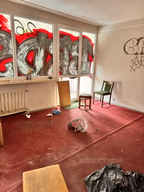 Opuszczony hostel - zdjęcie 24/36