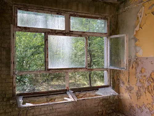 Opuszczony ośrodek "Villa Rosa" - zdjęcie 8/40
