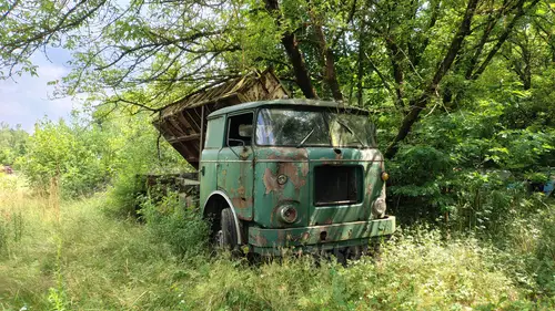Cmentarzysko pojazdów, Karolew - zdjęcie 6/43