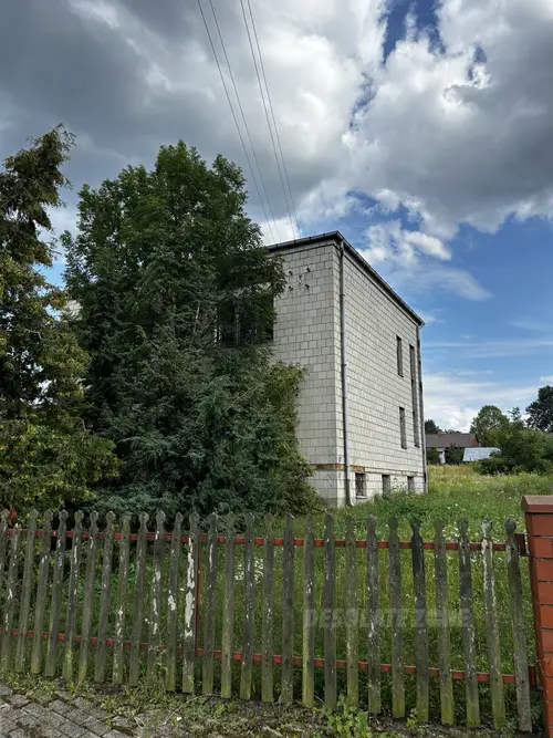 Opuszczony dom - zdjęcie 4/5