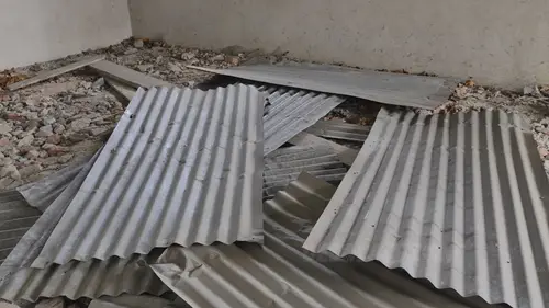 Opuszczony niedokończony dom