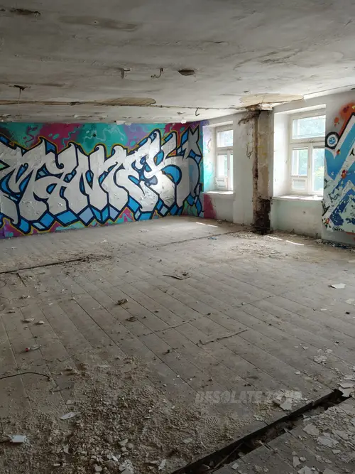 Szpital dermatologiczno-wenerologiczny - zdjęcie 2/77