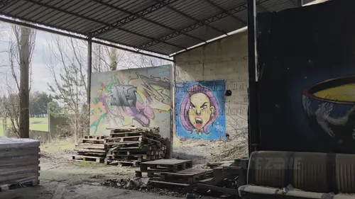 Opuszczony niedokończony dom z halą., Rzgów - photo 7/23