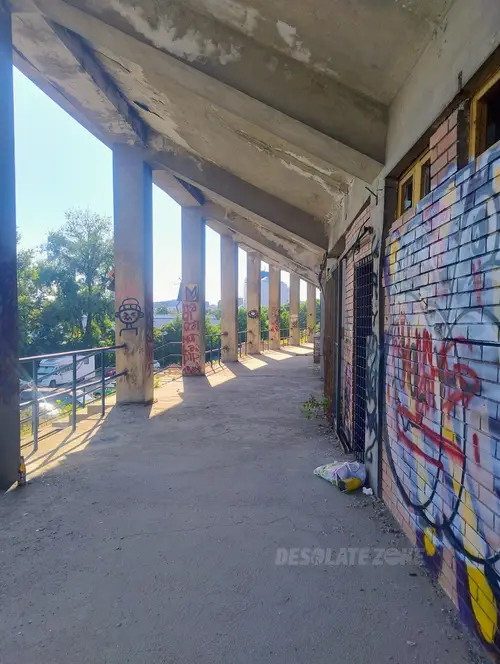 Opuszczony stadion - zdjęcie 16/18