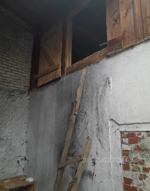 Opuszczone budynki - zdjęcie 1/11