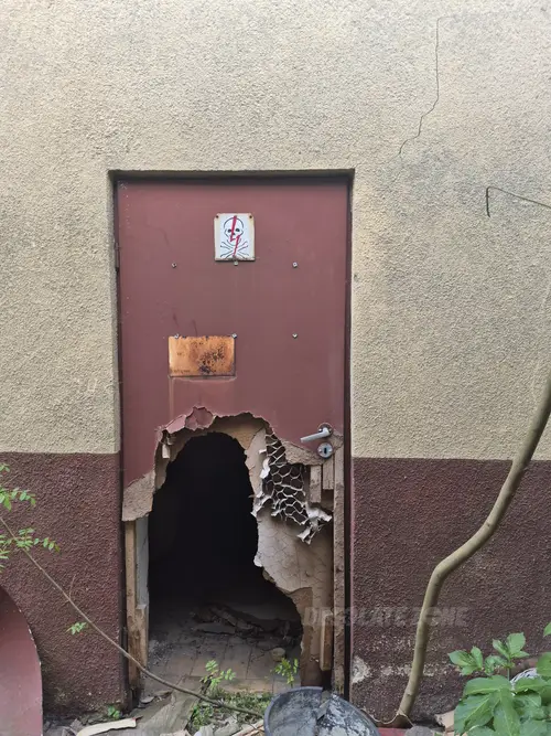 Magazyn oraz warsztat samochodowu - zdjęcie 1/13