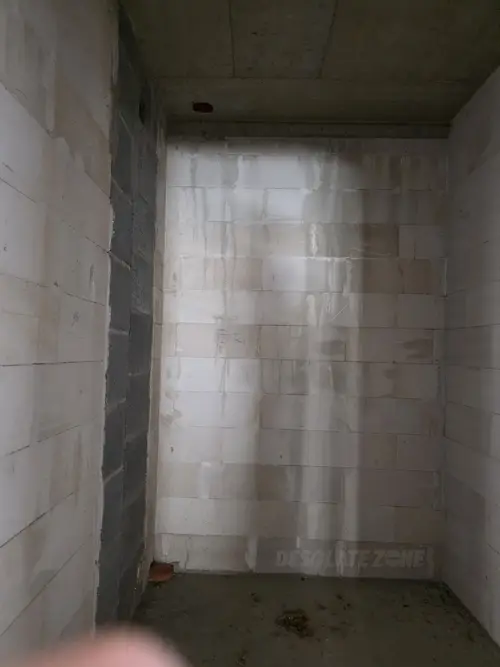 Niedokończony dom - zdjęcie 10/30