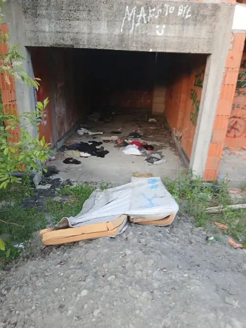 Niedokończone domy - photo 2/10