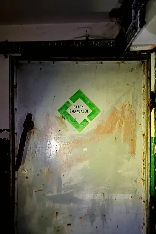 Schron z wieżą radarową 13. BAS - zdjęcie 8/40