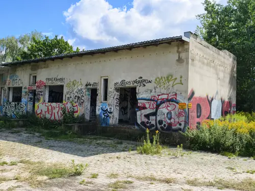 Budynek kolejowy - zdjęcie 38/40