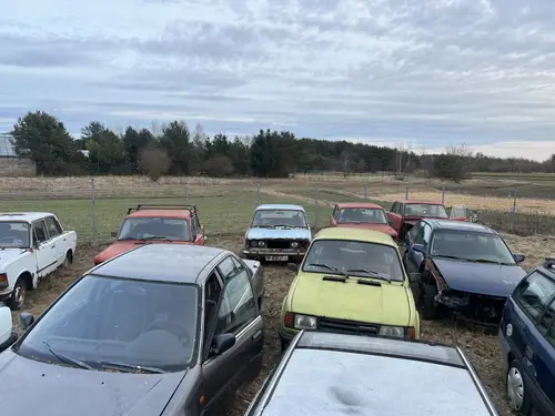 Cmentarzysko aut - zdjęcie 23/39