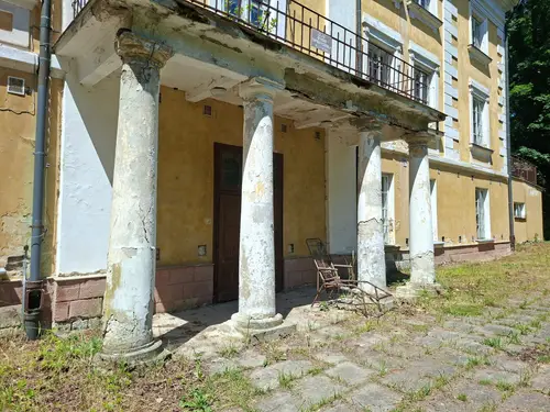 opuszczony pałac - photo 23/47