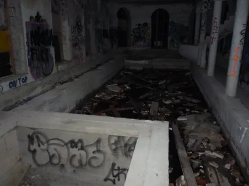 Opuszczona Willa w Wieliczce - zdjęcie 4/51