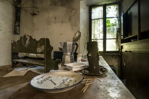 Abandoned village - zdjęcie 16/16