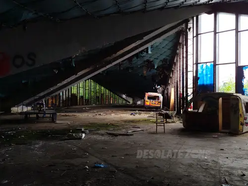 Hala Targowa na skraju Parku Śląskiego