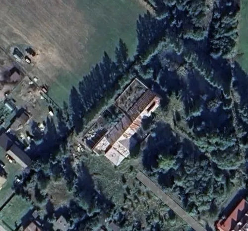 Opuszczona stajnia. - zdjęcie 1/1