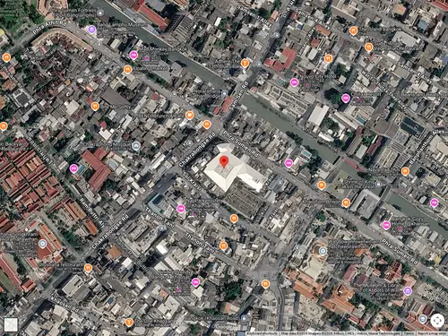Galeria Handlowa ze słynnego video z tysiącami ryb - zdjęcie 1/1 - Google Satellite