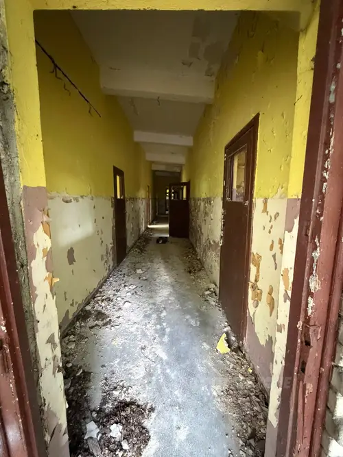 Opuszczony ośrodek "Villa Rosa" - zdjęcie 21/40