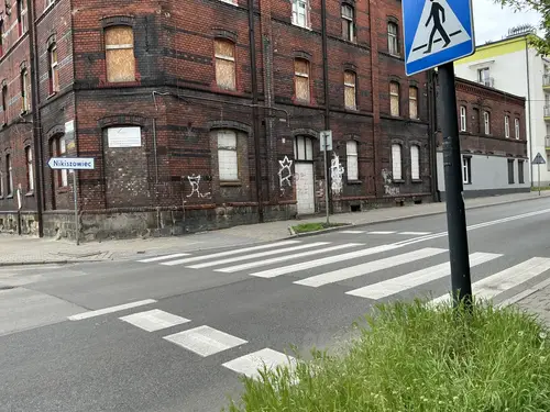 Opuszczona kamienica - photo 6/11