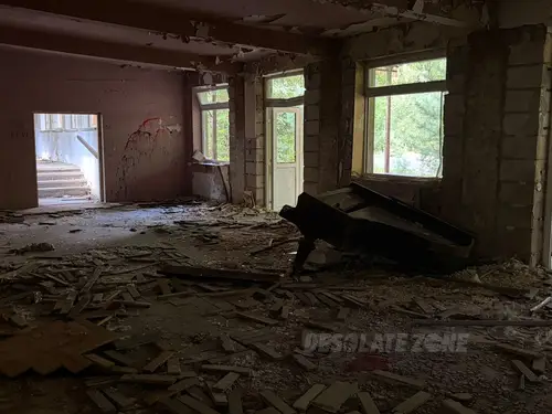 Opuszczony ośrodek "Villa Rosa" - photo 33/78