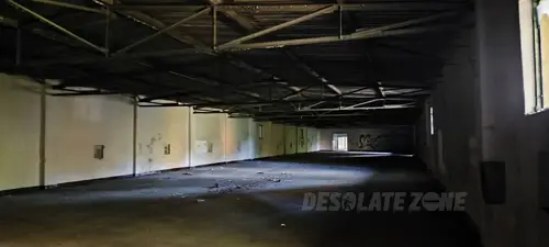 Magazyn centrali zaopatrzenia hutnictwa Katowice - photo 3/45